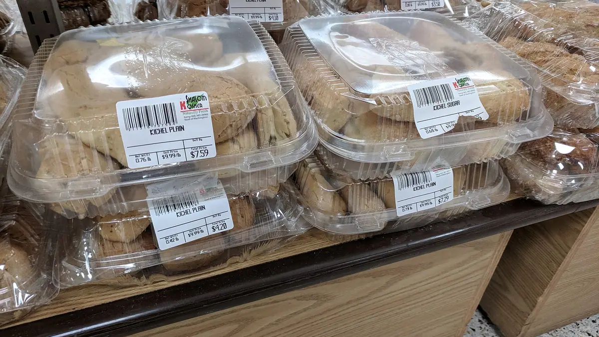 Malcolm Barnecutt – bakery in Wadebridge town centre